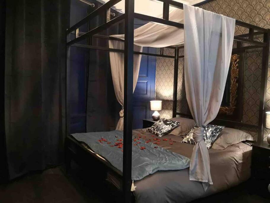 Loveroom La Parenthese D 'Auxerre Bagian luar foto